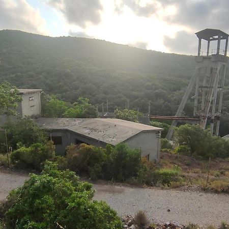 Appartamento In Casa Con Cortili Ad Arbus - Sardegna المظهر الخارجي الصورة