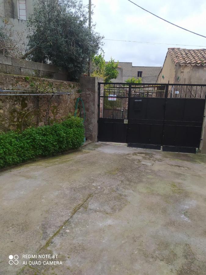 Appartamento In Casa Con Cortili Ad Arbus - Sardegna المظهر الخارجي الصورة